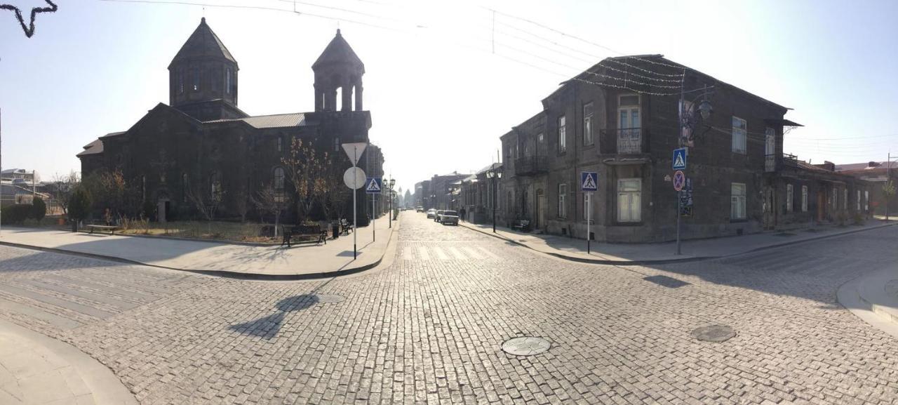 Hotel Posutochny Gostevoi Dom Giumri Zewnętrze zdjęcie