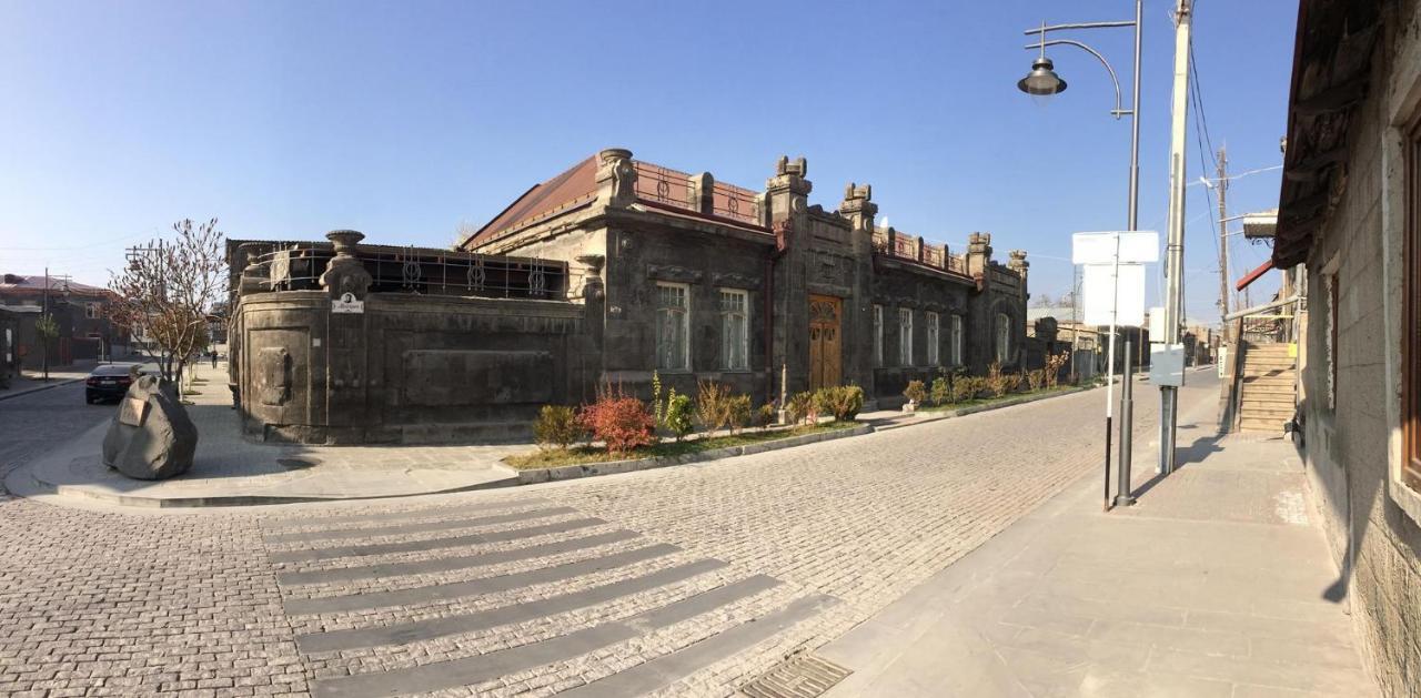 Hotel Posutochny Gostevoi Dom Giumri Zewnętrze zdjęcie